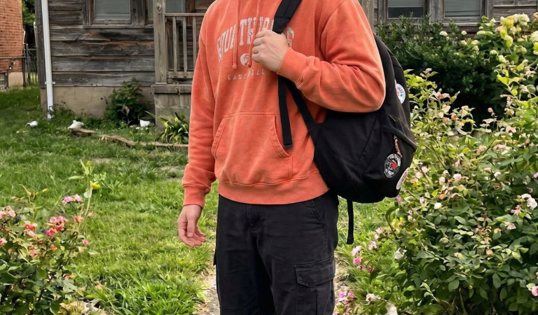 My 19-Year-Old Son Texted “I’m Sorry, Mom” Then Turned Off His Phone—10 Minutes Later, I Got a Call That Broke Me